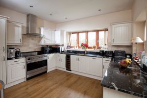 Kitchen- click for photo gallery
